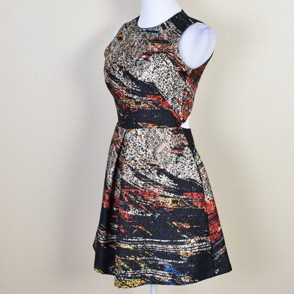 Hunter Bell Stevie Printed Cutout Shimmer Dress - 0 - Picture 3 of 10